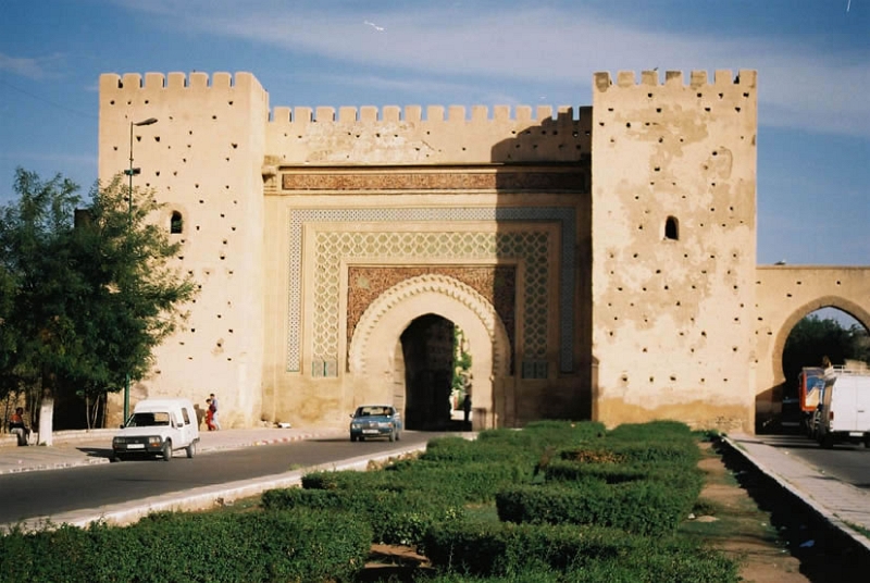 mek0002_JPG.jpg - La porte El-Kemis