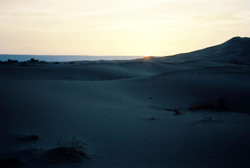 merg002_JPG.jpg - Lever du soleil