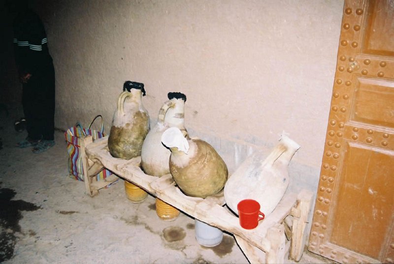 zag008_JPG.jpg - Intérieurd'une habitation
