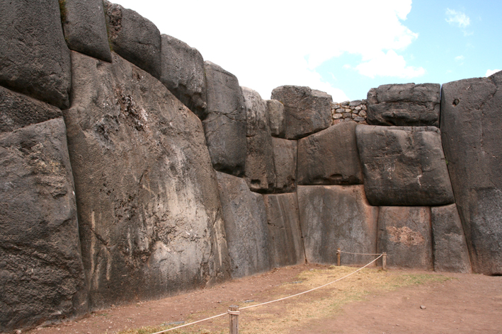 sacsayhuaman_cuzco_007.JPG