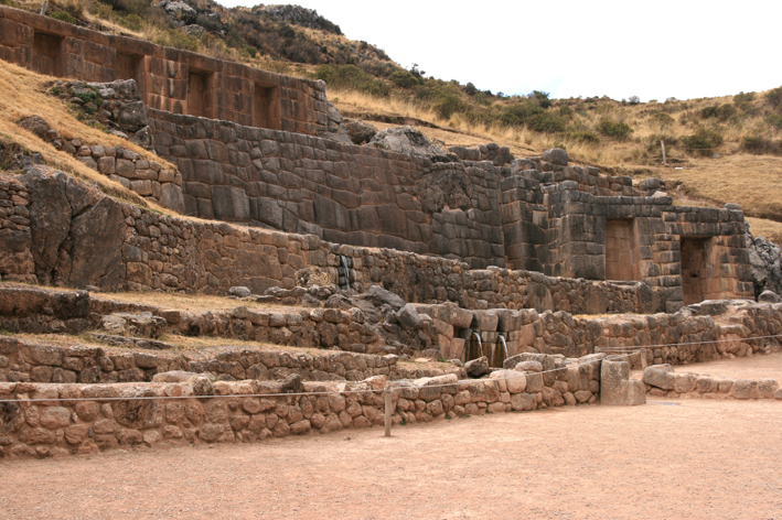 tambomachay_cuzco_002.JPG