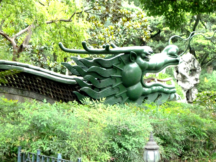rest-can_004.JPG - Dragon long de plusieurs dizaines de mètres