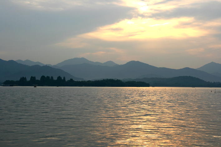 hangzhou_lac_033.JPG - Merveilleux coucher de soleil