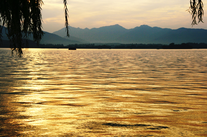 hangzhou_lac_041.JPG - Merveilleux coucher de soleil