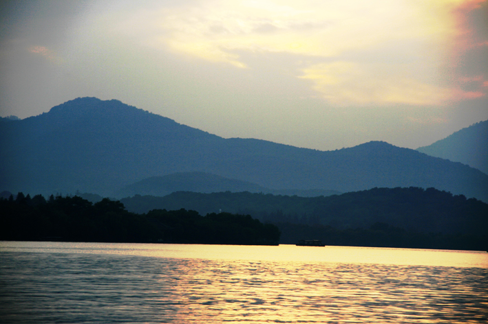 hangzhou_lac_049.JPG - Merveilleux coucher de soleil