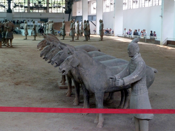 armee_enterree_048.JPG - La zone de restauration