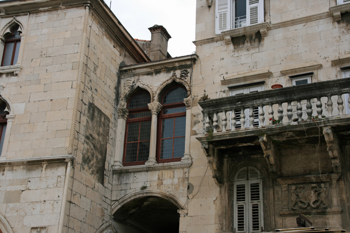 split_021.jpg
