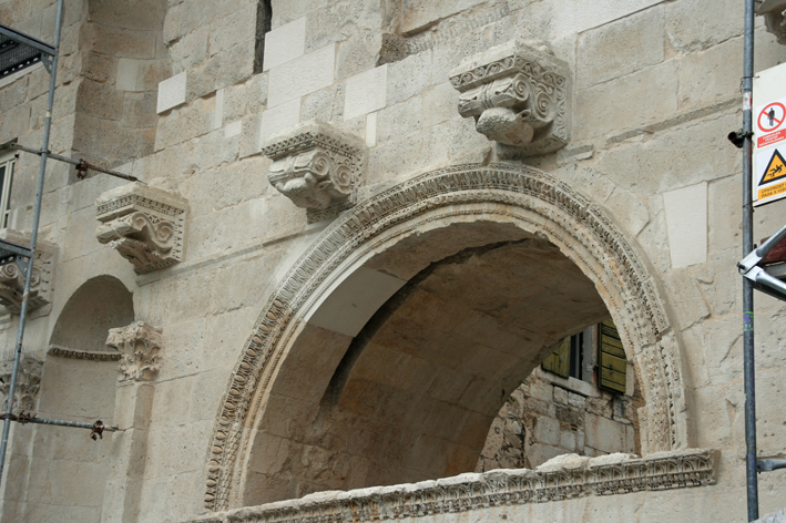split_039.jpg