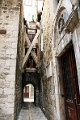 split_046