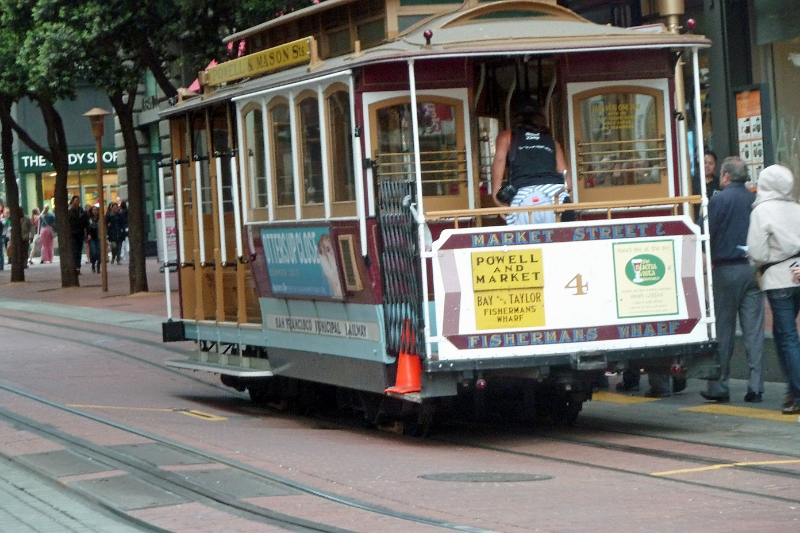 23_san_francisco_002.jpg - Cable-car
