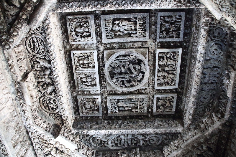 50_halebid_hoysaleshwara_017.jpg