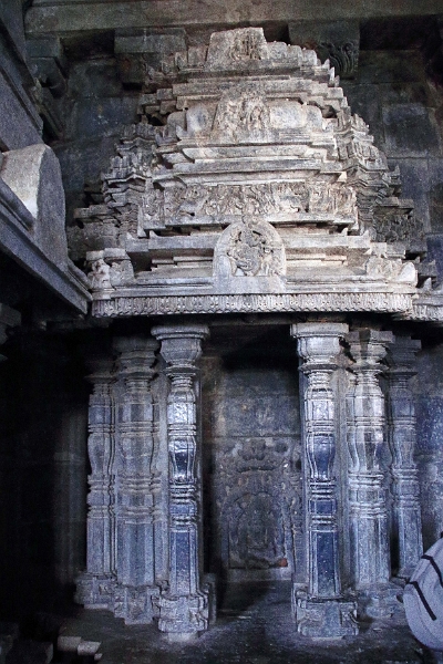 50_halebid_hoysaleshwara_019.jpg