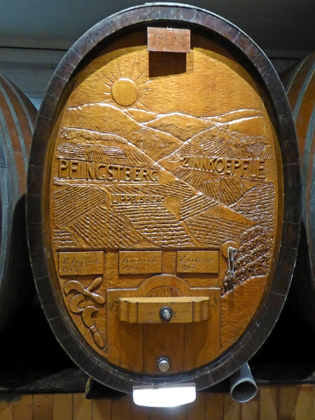 08_cave_vin_007.JPG