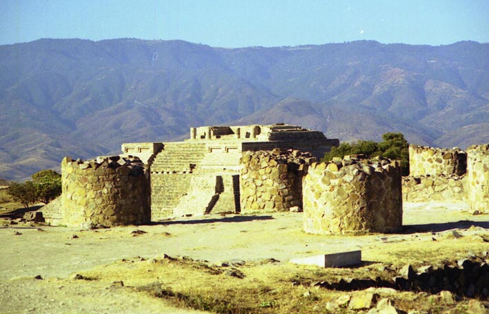 monte_alban_022.jpg