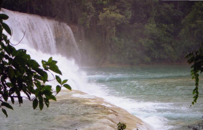 aqua_azu_011.jpg