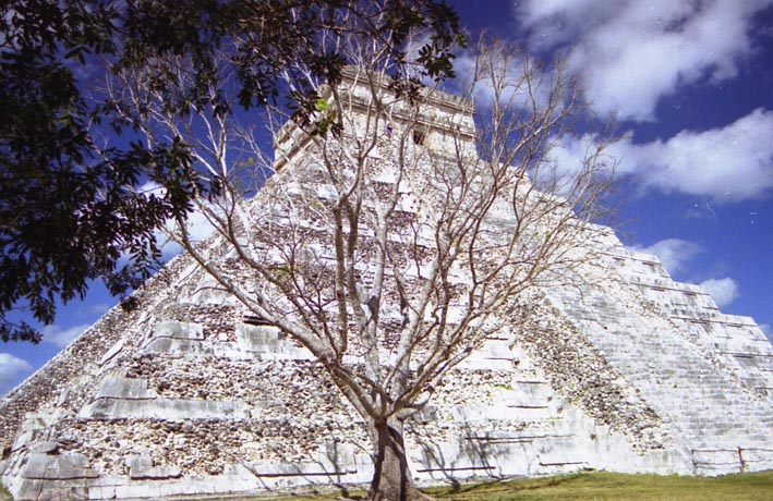 chichen_idza_020.jpg