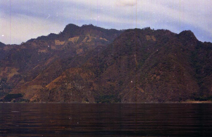 lac_atitlan_002.jpg