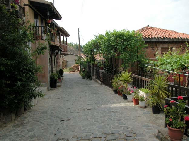 village_galataà022.jpg