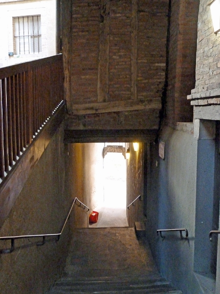 023-albi-vieille_ville_079.jpg