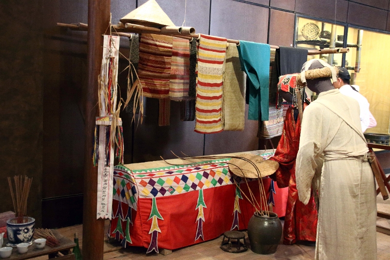 01_hanoi_musee_ethnographique_037.JPG