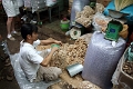14_saigon_marche_en_gros_de_chalon_024