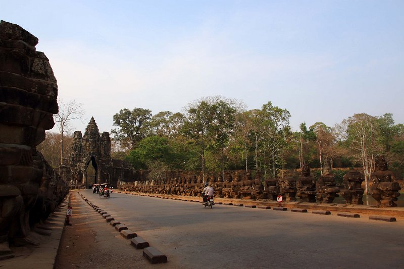 42_angkor_bayon_009.jpg