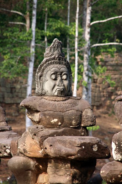 42_angkor_bayon_014.jpg