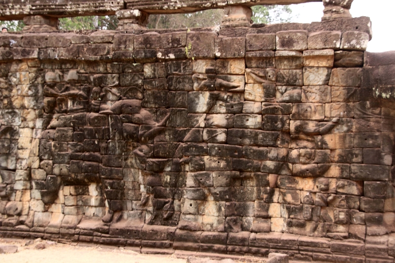 43_angkor_elephants_004.jpg
