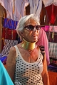 18_16_femmes-girafe_004